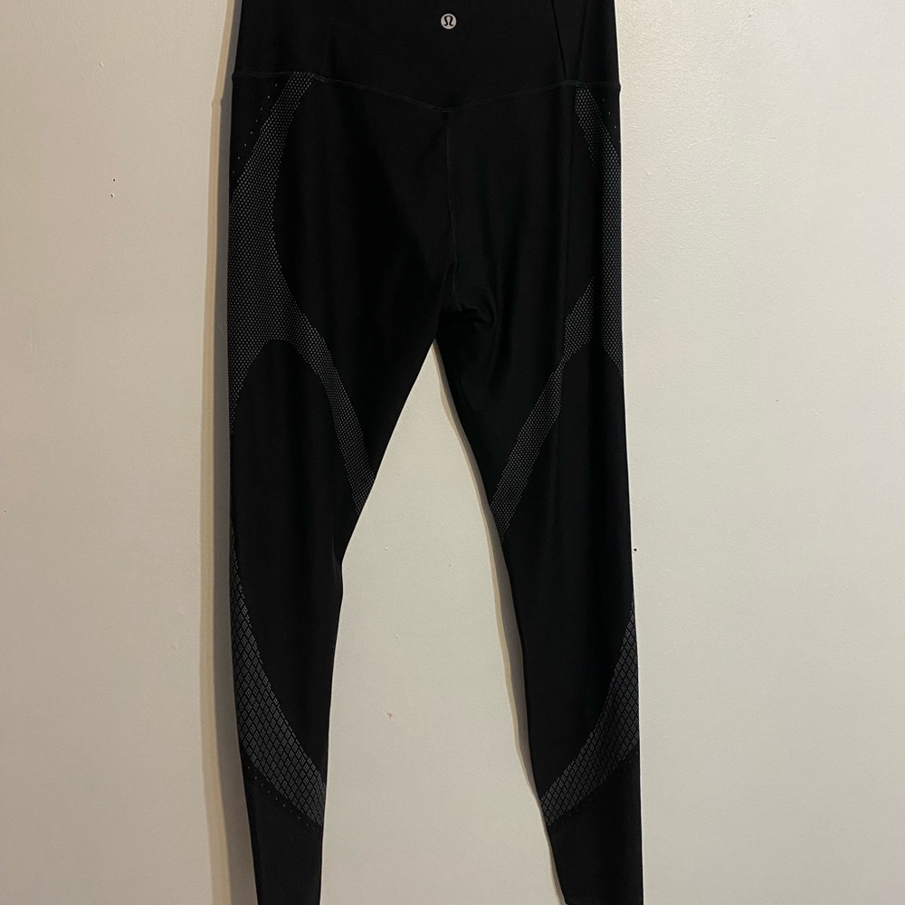 Lululemon size 10 pants